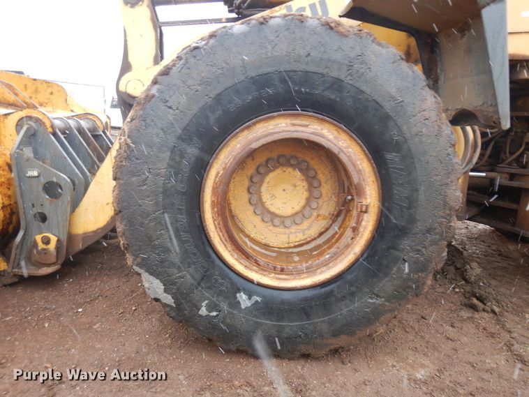 image for item IP9186 2002 Komatsu WA380-3MC  wheel loader