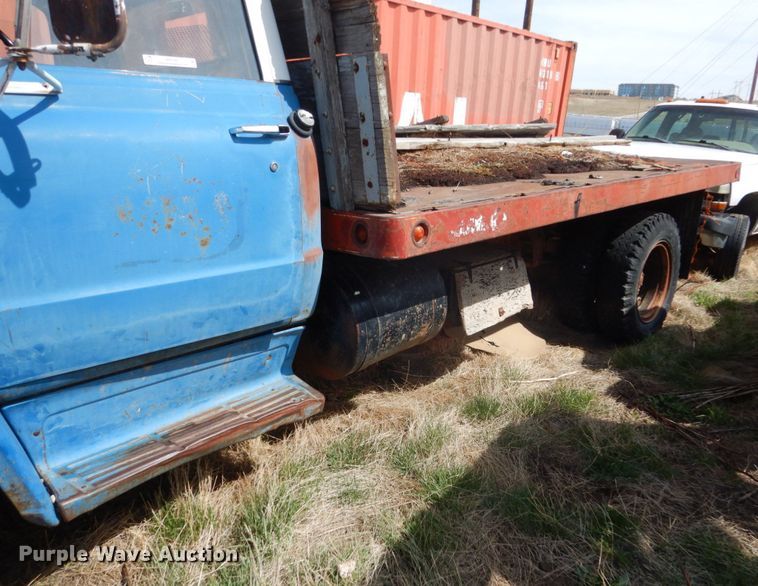 image for item IP9189 Chevrolet C50  flatbed truck