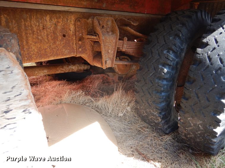 image for item IP9189 Chevrolet C50  flatbed truck