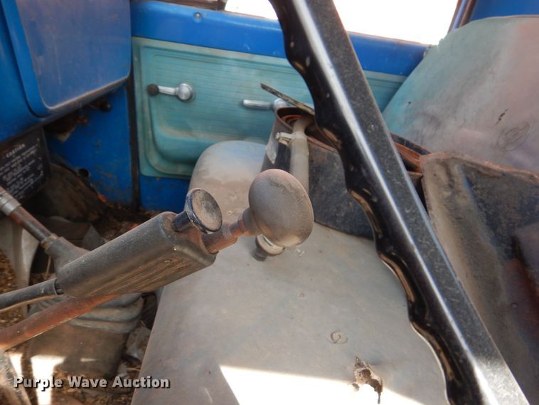 image for item IP9189 Chevrolet C50  flatbed truck