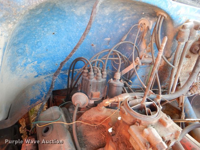 image for item IP9189 Chevrolet C50  flatbed truck