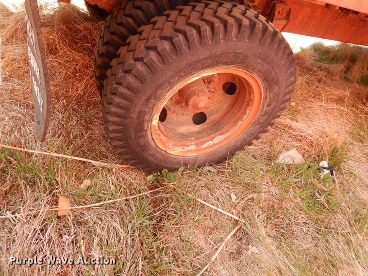 image for item IP9189 Chevrolet C50  flatbed truck