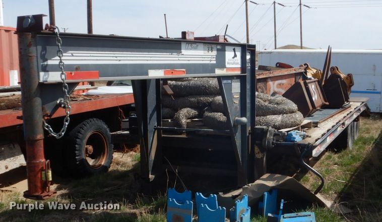 image for item IP9190 2000 Titan  equipment trailer