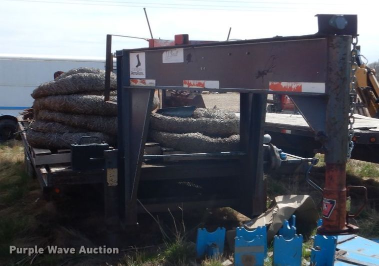 image for item IP9190 2000 Titan  equipment trailer