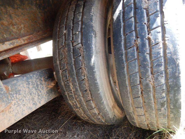 image for item IP9190 2000 Titan  equipment trailer