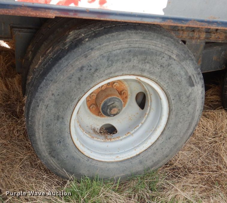 image for item IP9190 2000 Titan  equipment trailer