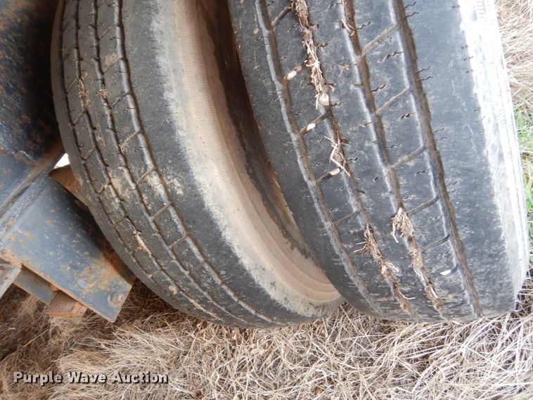 image for item IP9190 2000 Titan  equipment trailer