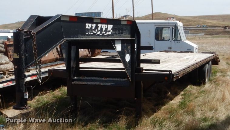 image for item IP9191 2007 Elite  equipment trailer