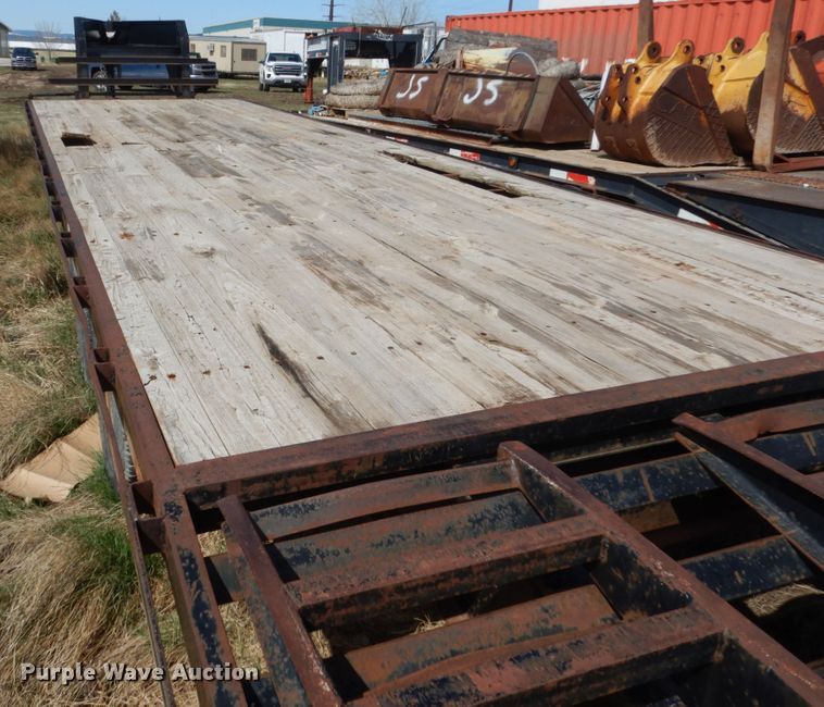 image for item IP9191 2007 Elite  equipment trailer