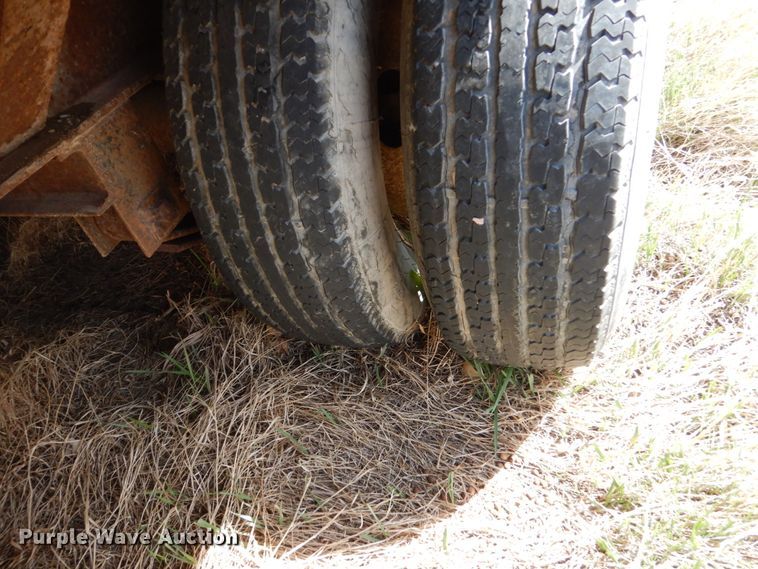 image for item IP9191 2007 Elite  equipment trailer