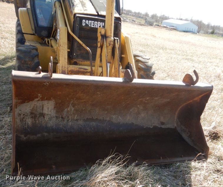 image for item IP9197 1997 Caterpillar 426C  backhoe