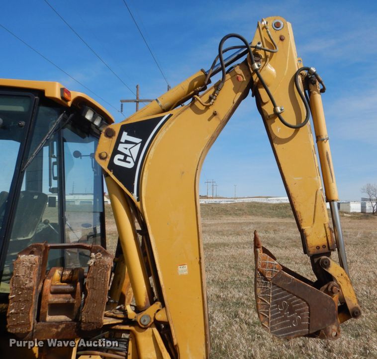 image for item IP9197 1997 Caterpillar 426C  backhoe