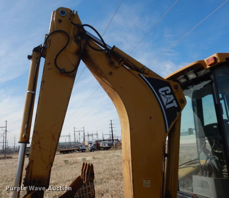 image for item IP9197 1997 Caterpillar 426C  backhoe