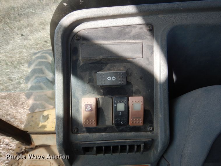 image for item IP9197 1997 Caterpillar 426C  backhoe