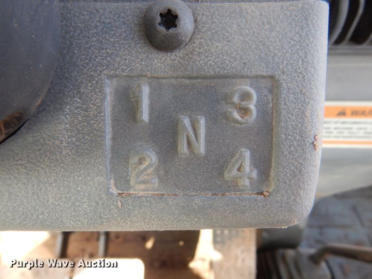 image for item IP9197 1997 Caterpillar 426C  backhoe