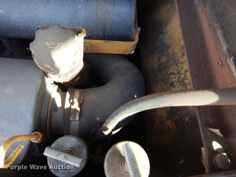 image for item IP9197 1997 Caterpillar 426C  backhoe