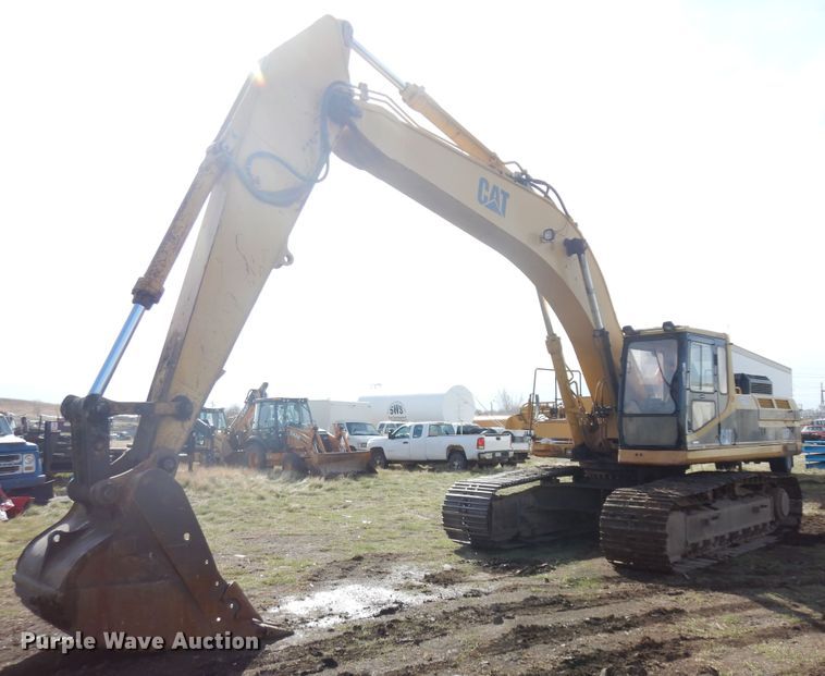 image for item IP9200 1994 Caterpillar 330L  excavator