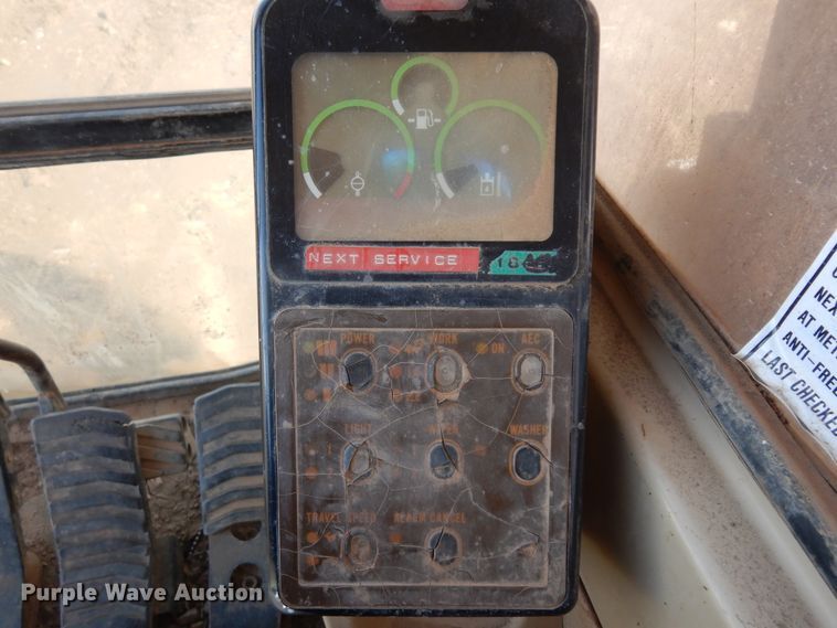 image for item IP9200 1994 Caterpillar 330L  excavator