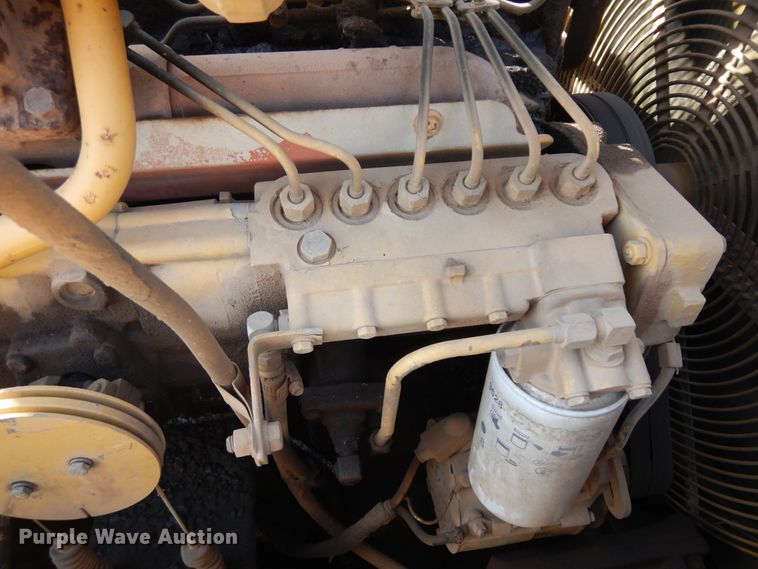 image for item IP9200 1994 Caterpillar 330L  excavator