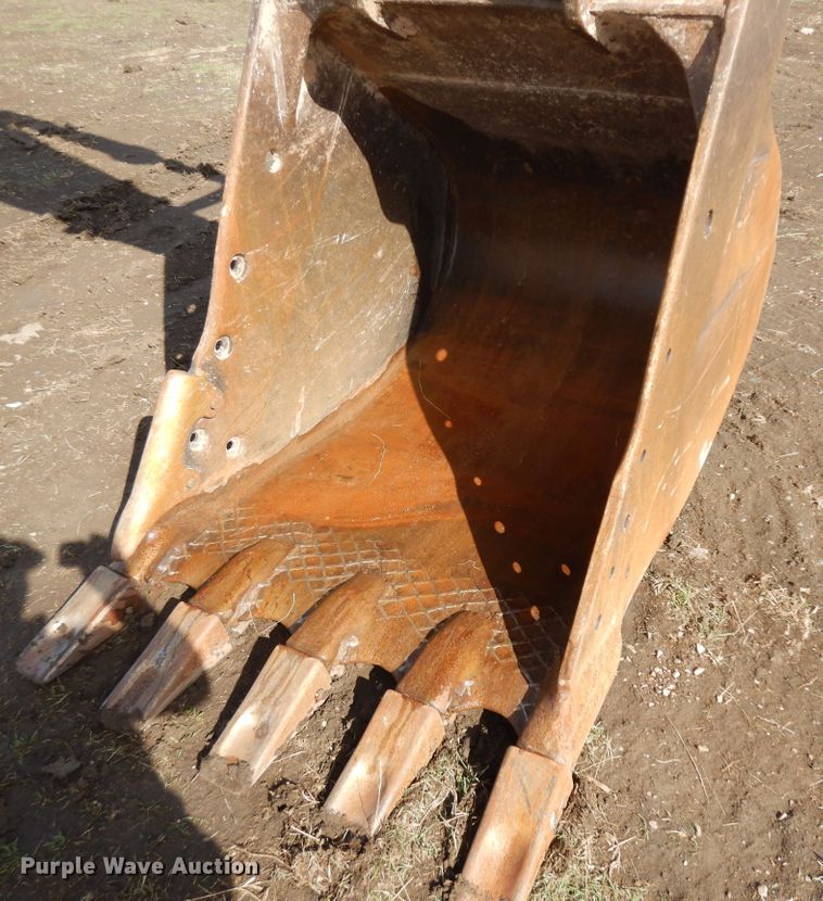 image for item IP9200 1994 Caterpillar 330L  excavator