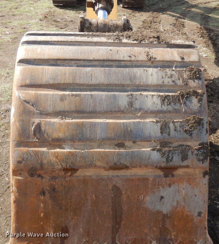 image for item IP9200 1994 Caterpillar 330L  excavator