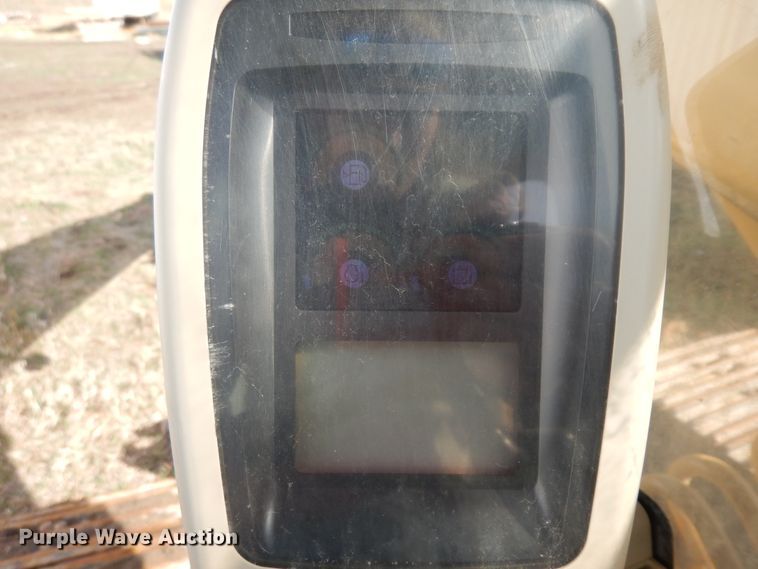 image for item IP9201 2001 Caterpillar 320CL  excavator