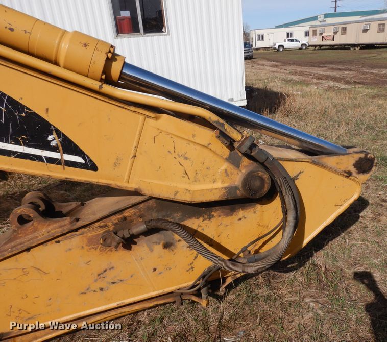 image for item IP9201 2001 Caterpillar 320CL  excavator