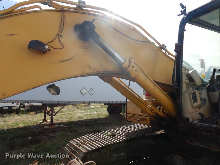 image for item IP9201 2001 Caterpillar 320CL  excavator