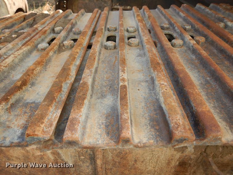 image for item IP9201 2001 Caterpillar 320CL  excavator