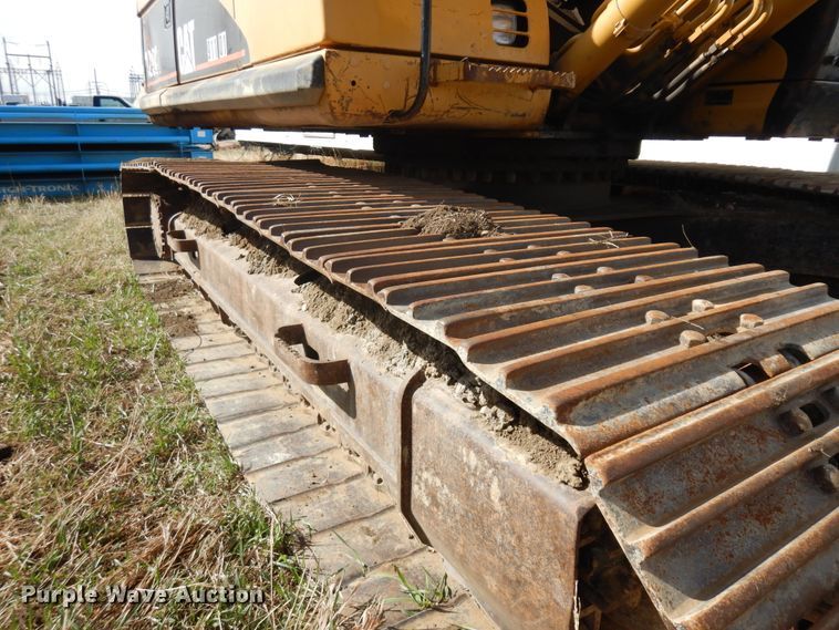 image for item IP9201 2001 Caterpillar 320CL  excavator