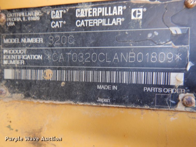 image for item IP9201 2001 Caterpillar 320CL  excavator