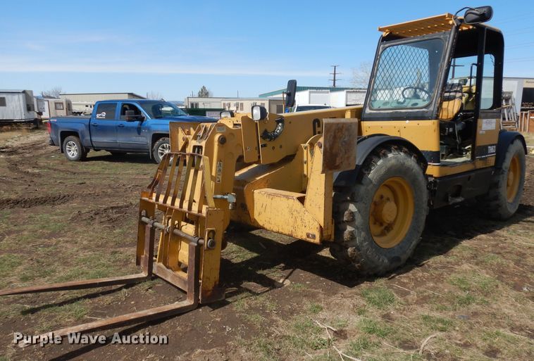 image for item IP9204 1998 Caterpillar TH63  telehandler