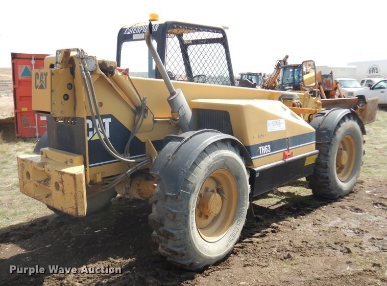 image for item IP9204 1998 Caterpillar TH63  telehandler