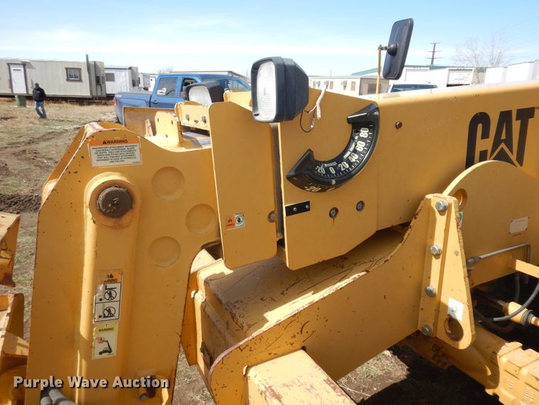 image for item IP9204 1998 Caterpillar TH63  telehandler