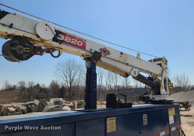 image for item IQ9100 2006 Ford F550 Super Duty  flatbed truck