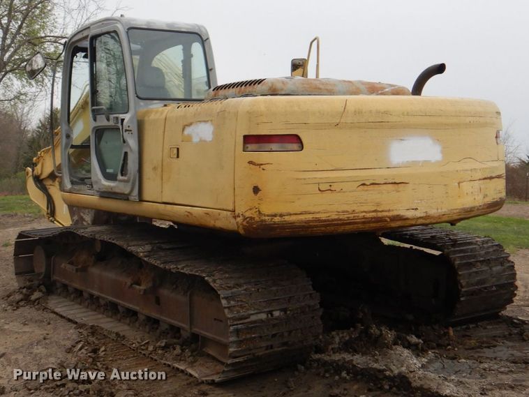 image for item IQ9249 2000 Kobelco SK210LC  excavator