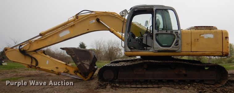 image for item IQ9249 2000 Kobelco SK210LC  excavator