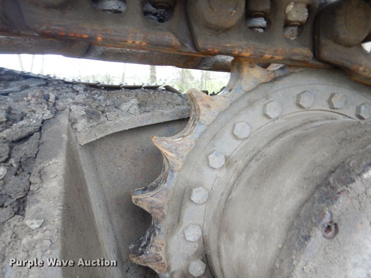 image for item IQ9249 2000 Kobelco SK210LC  excavator