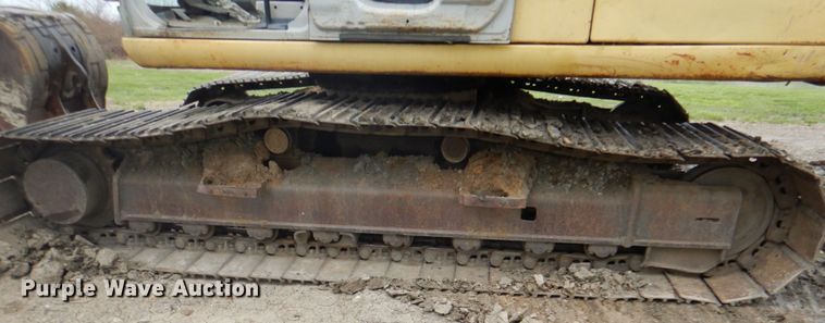 image for item IQ9249 2000 Kobelco SK210LC  excavator