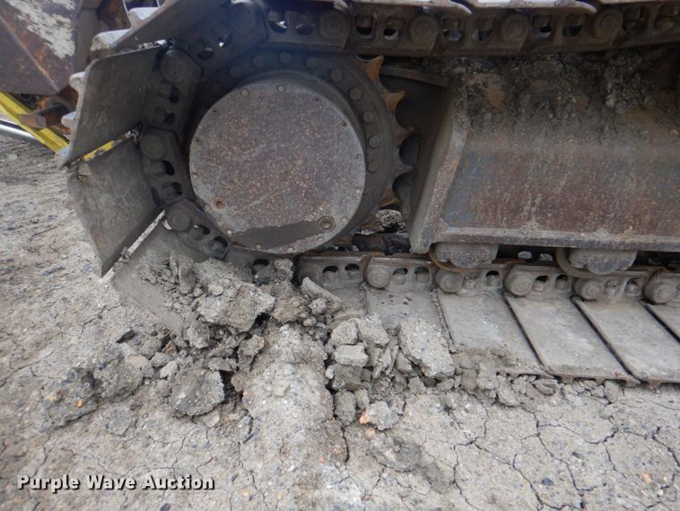 image for item IQ9249 2000 Kobelco SK210LC  excavator