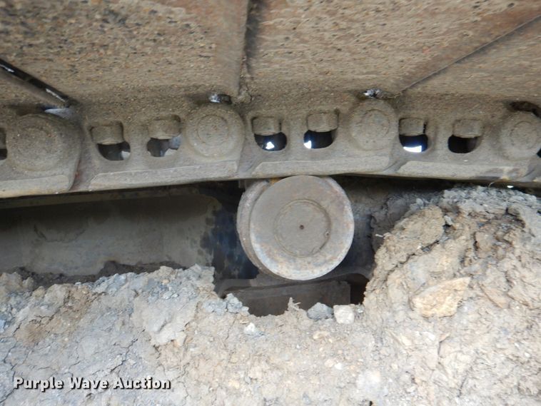 image for item IQ9249 2000 Kobelco SK210LC  excavator