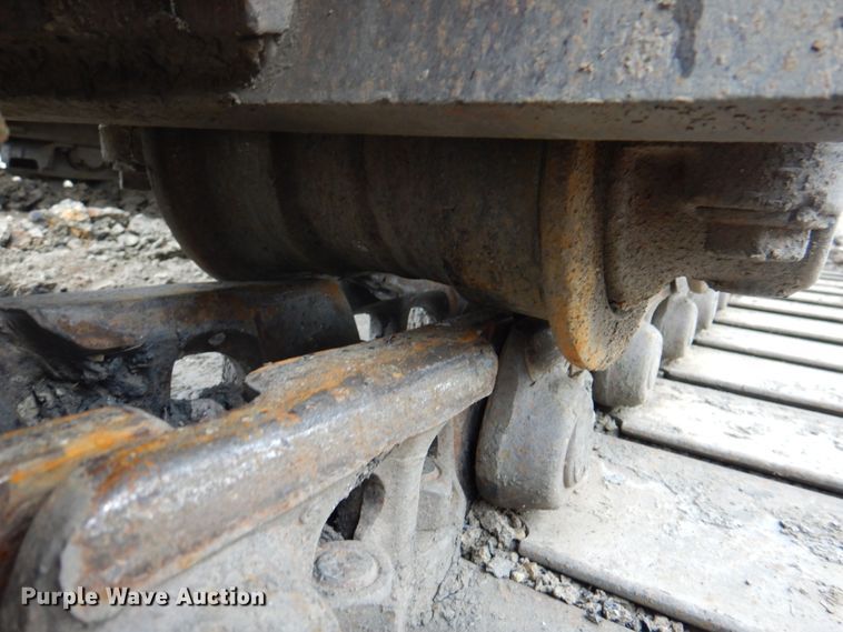 image for item IQ9249 2000 Kobelco SK210LC  excavator