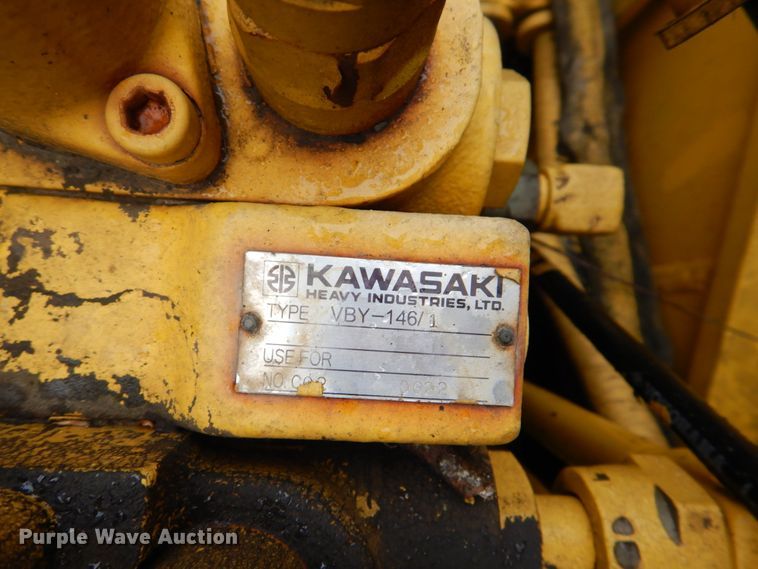 image for item IQ9249 2000 Kobelco SK210LC  excavator
