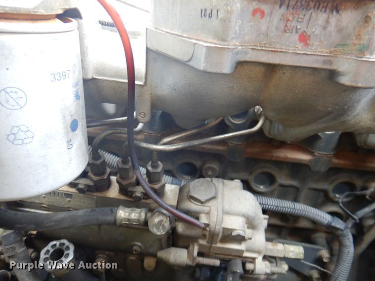 image for item IQ9249 2000 Kobelco SK210LC  excavator