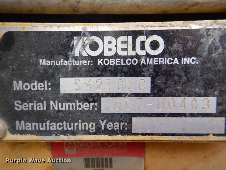 image for item IQ9249 2000 Kobelco SK210LC  excavator