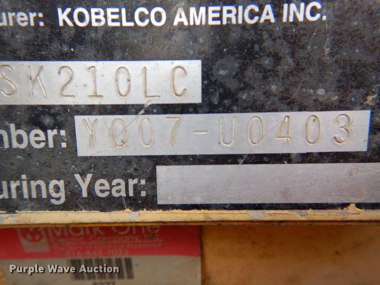 image for item IQ9249 2000 Kobelco SK210LC  excavator