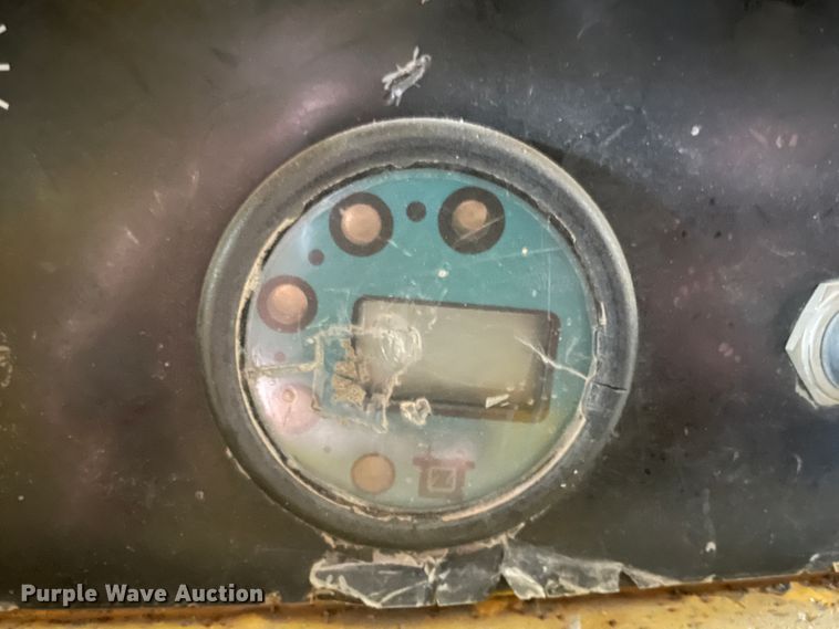 image for item IR9773 2007 Haulotte 2632E  scissor lift