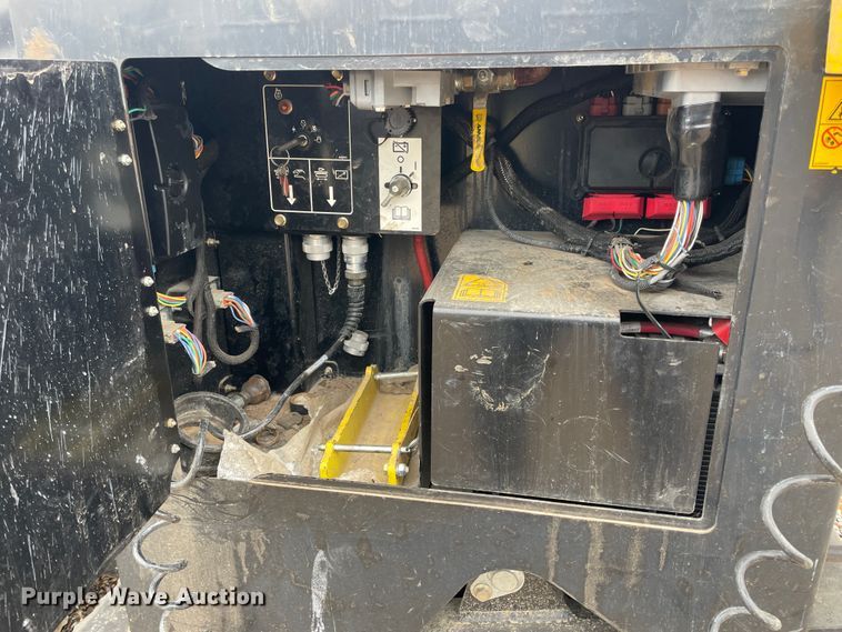 image for item IR9837 2012 Toro DD4045  directional boring unit