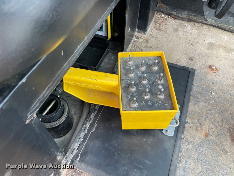 image for item IR9837 2012 Toro DD4045  directional boring unit