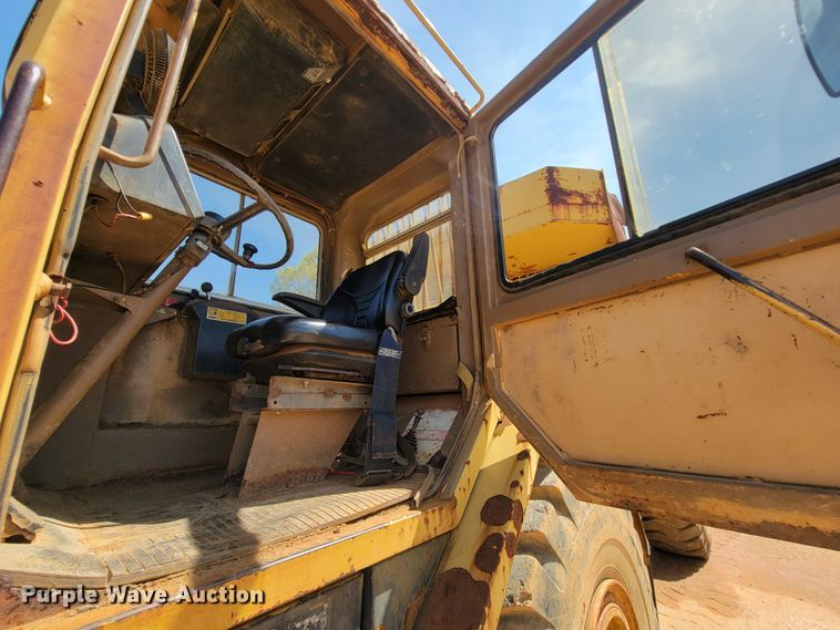 image for item IU9997 Caterpillar D25C  haul truck